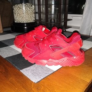 Nike air huarache TD triple red